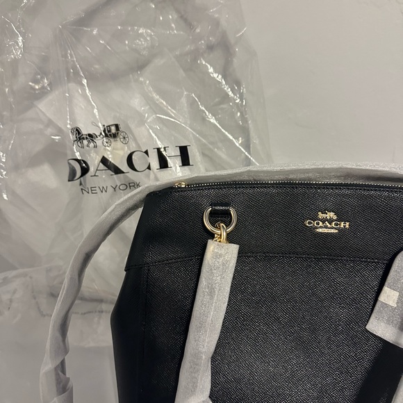 Brand New Coach Purse - Picture 7 of 7